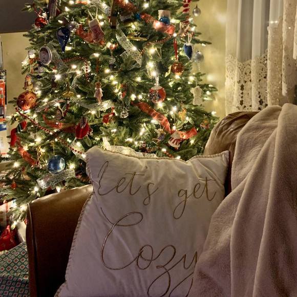 Meet your Posher, Cathy - Picture 1 of 1